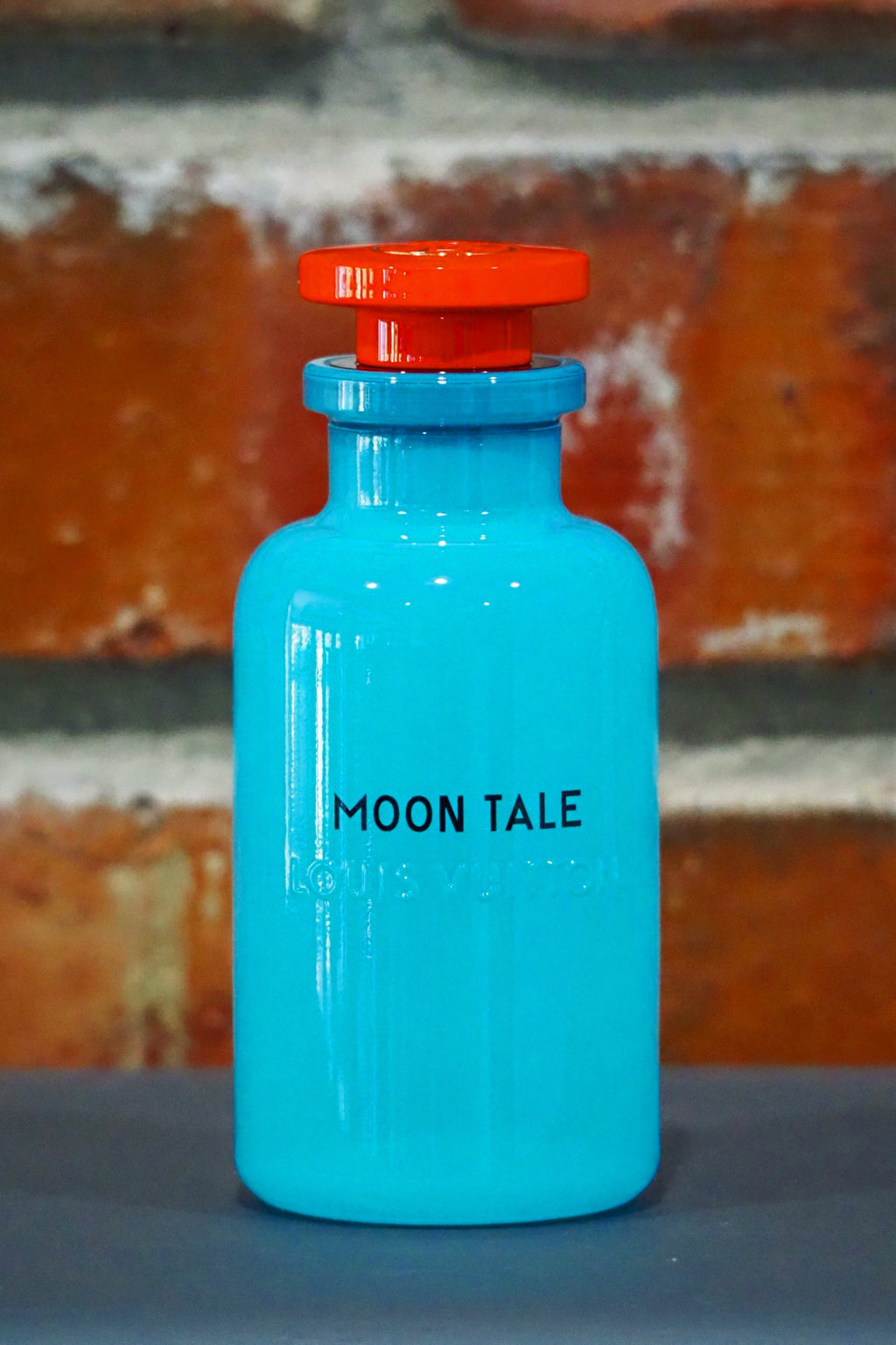 Louis Vuitton Moon Tale (Sample)