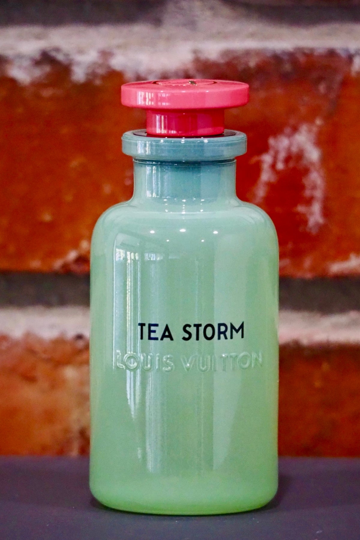 Louis Vuitton Tea Storm (Sample)