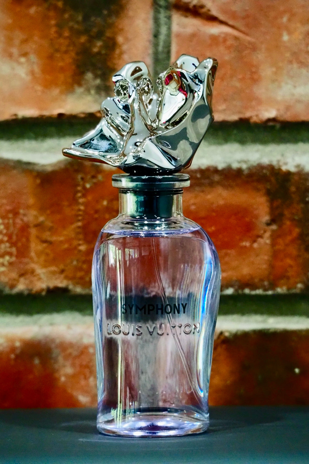 Louis Vuitton Symphony (Sample)